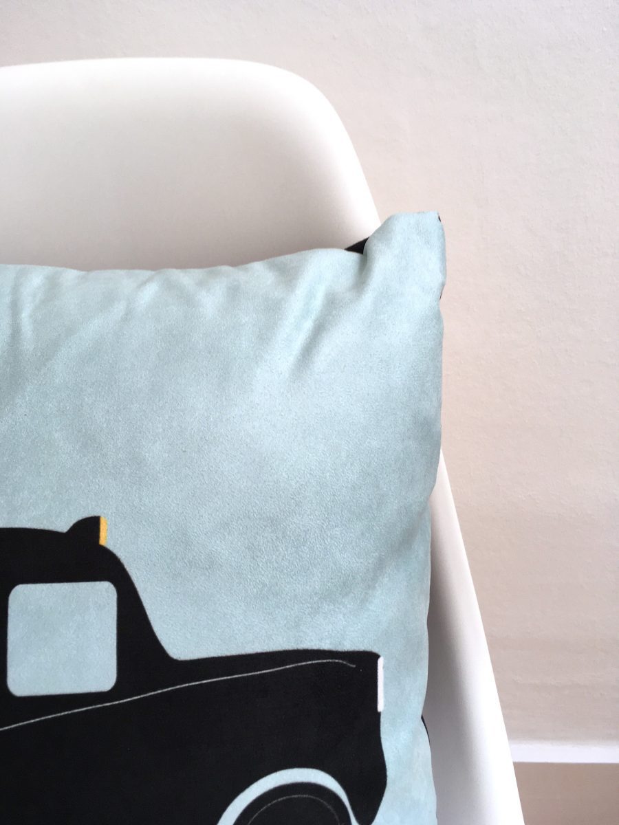 London cushion - Black cab cushion