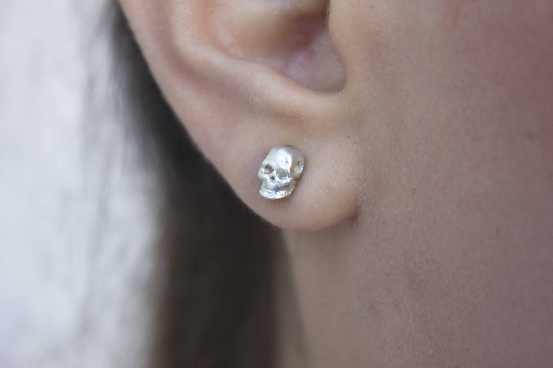 Skull studs - sterling silver