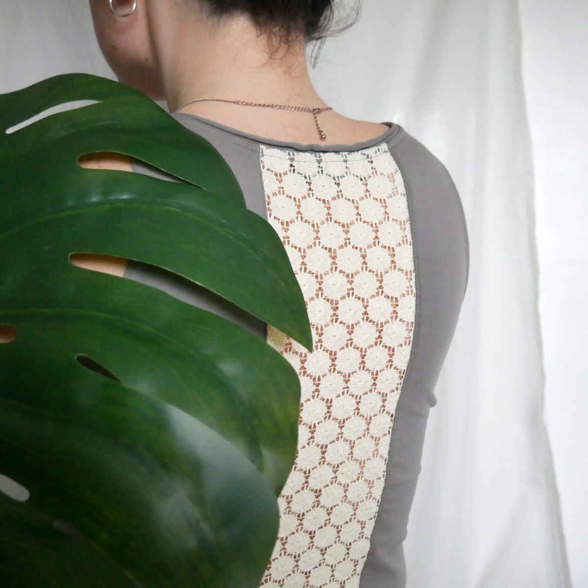 Contrast Chic Tank Grey
