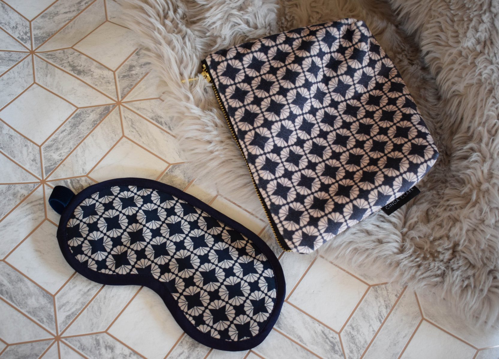 Art Deco Bag - Make Up Bag - Fanfan Ivory
