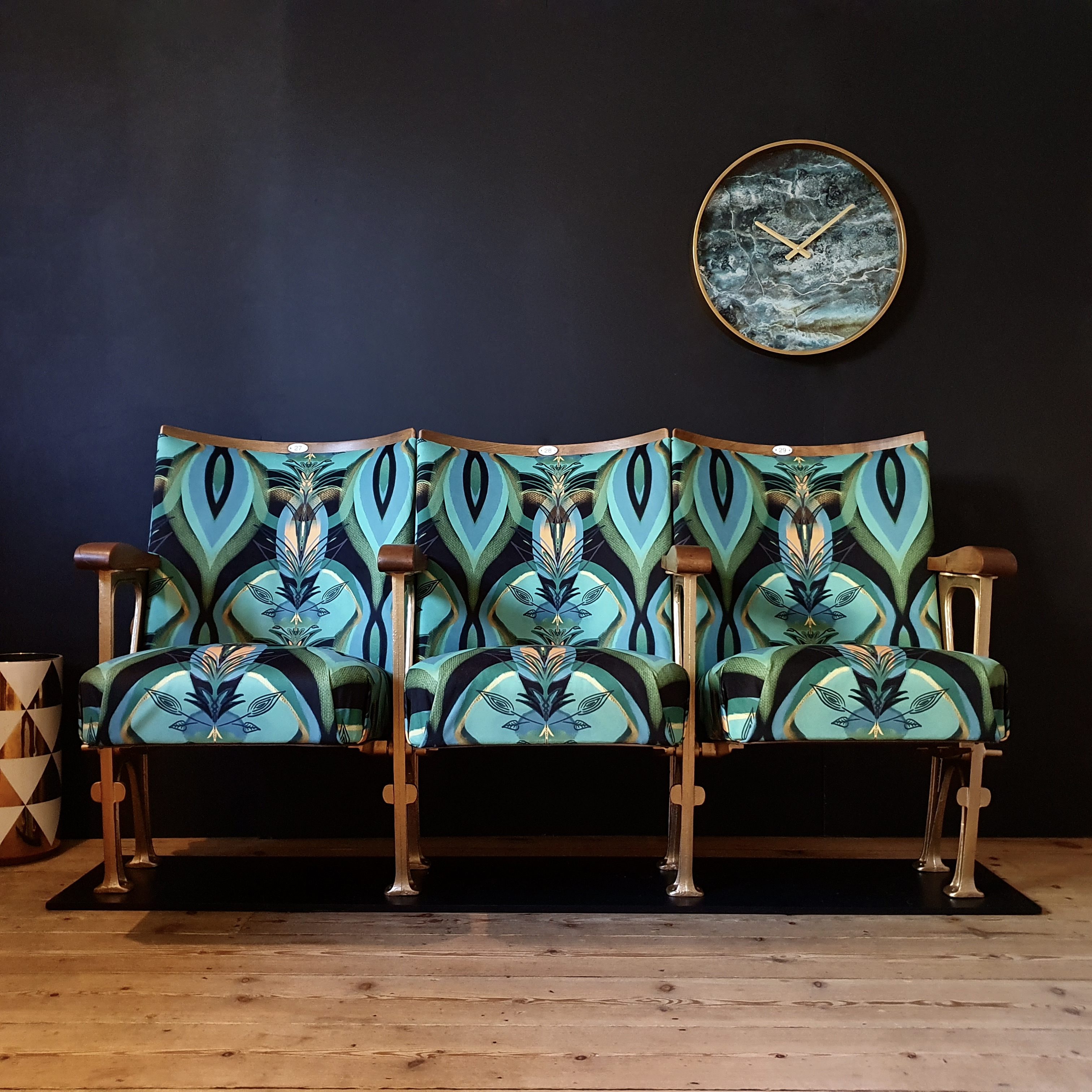 Customisable vintage cinema seats: run of 3 seats