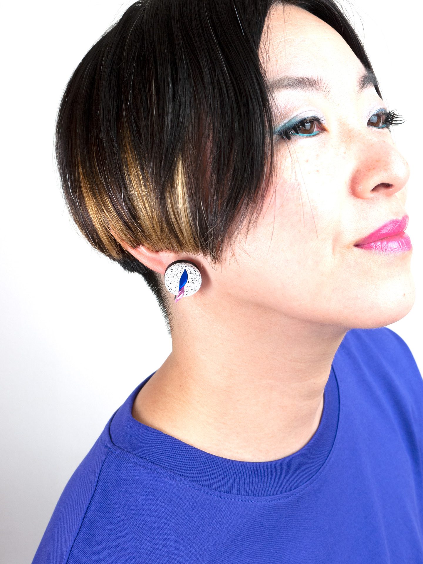 FORM079 BREEZE Studs - Various Colours
