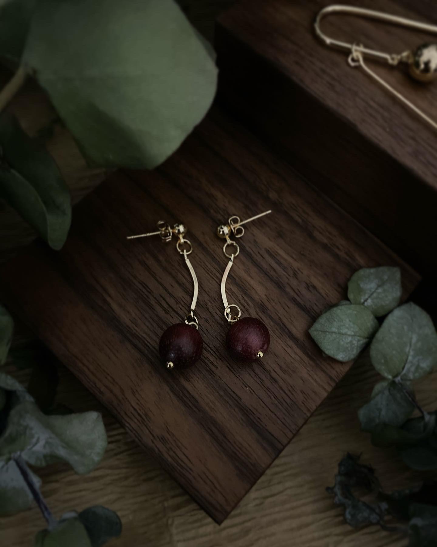 Wooden Ball Earrings - Kiss