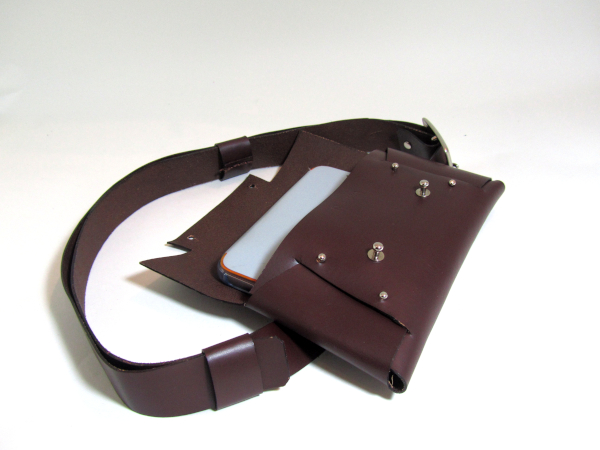 Leather waist bag with removable belt part