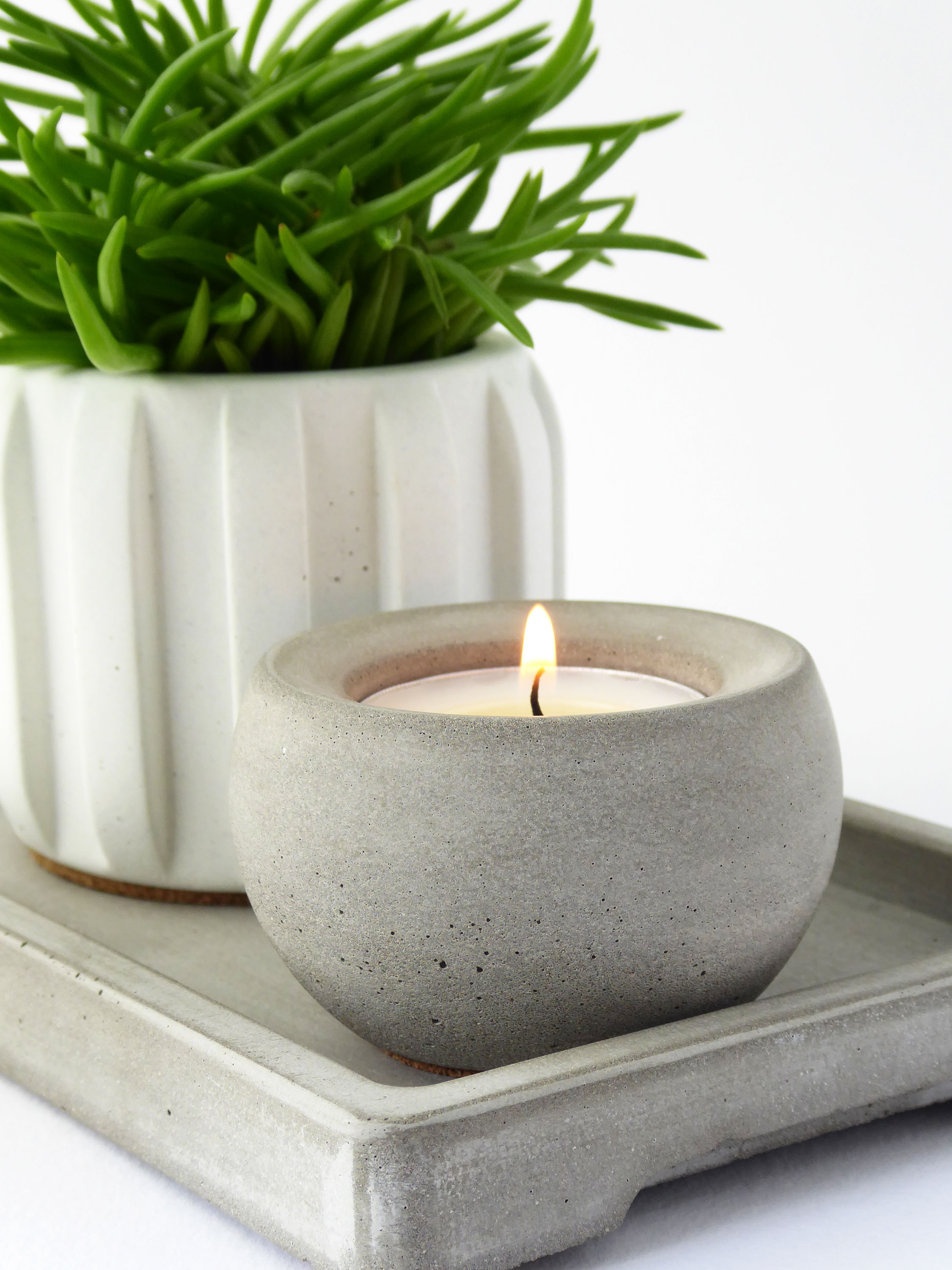 Concrete rectangular tray - natural grey or white