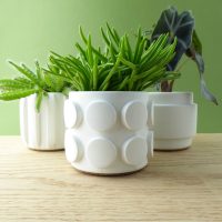 set-white-plant-pots