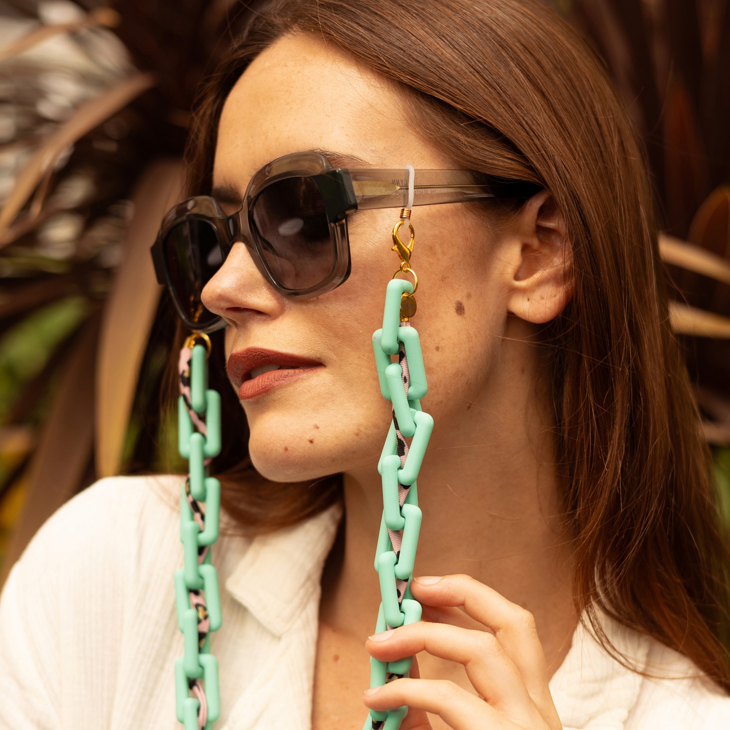 Stacey Chunky Mint Acrylic Leopard Glasses Chain